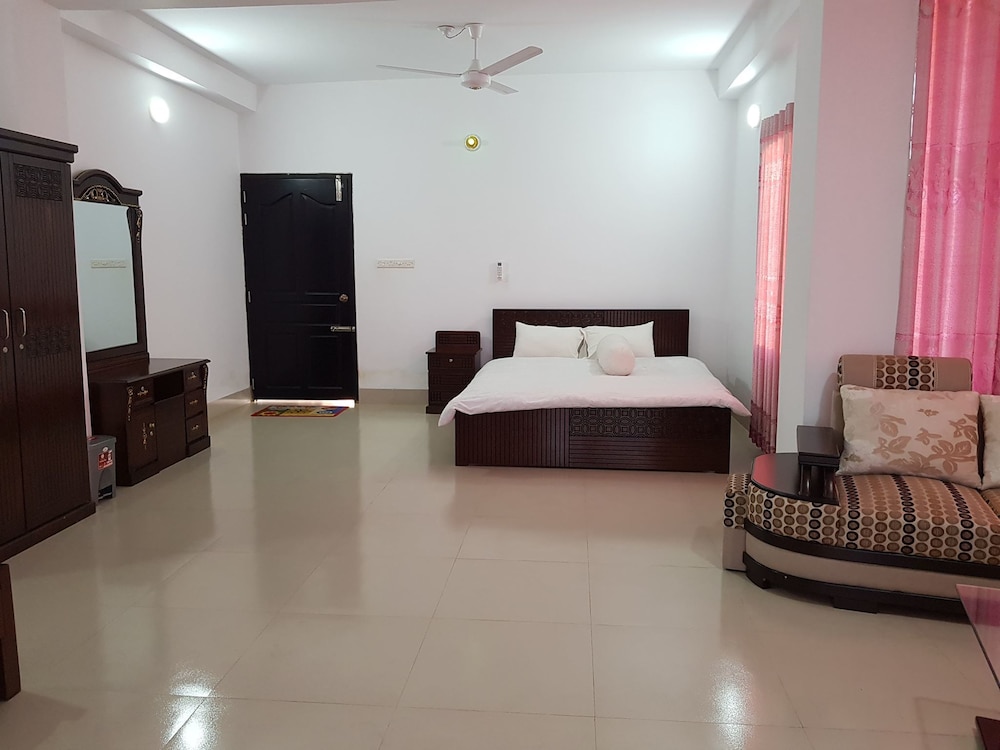 Standard Suite, Multiple Beds, Resort View photo 3