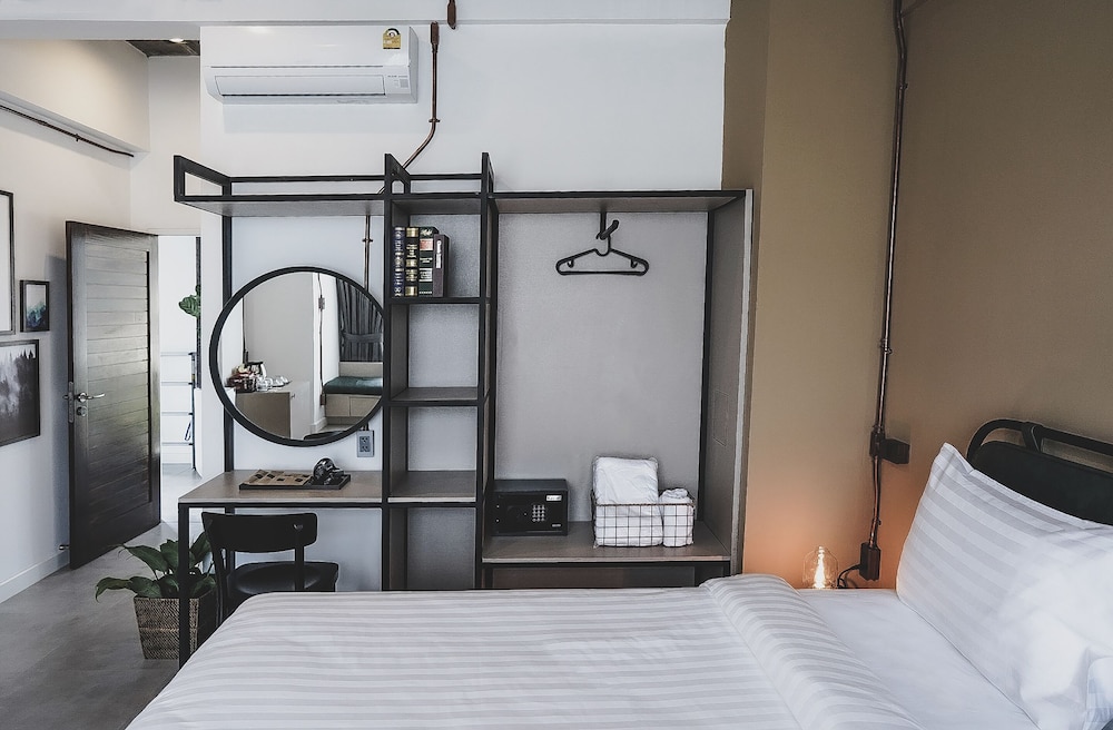 Superior Double Room, 1 King Bed - Photo 5