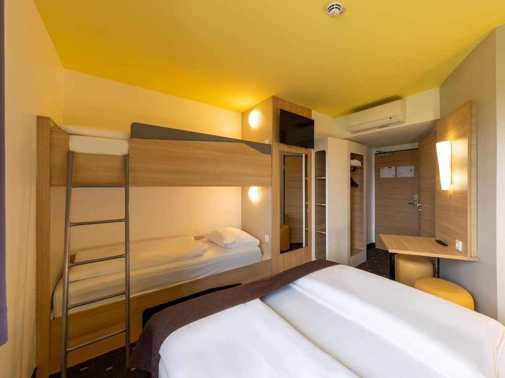 Quadruple Room photo 3