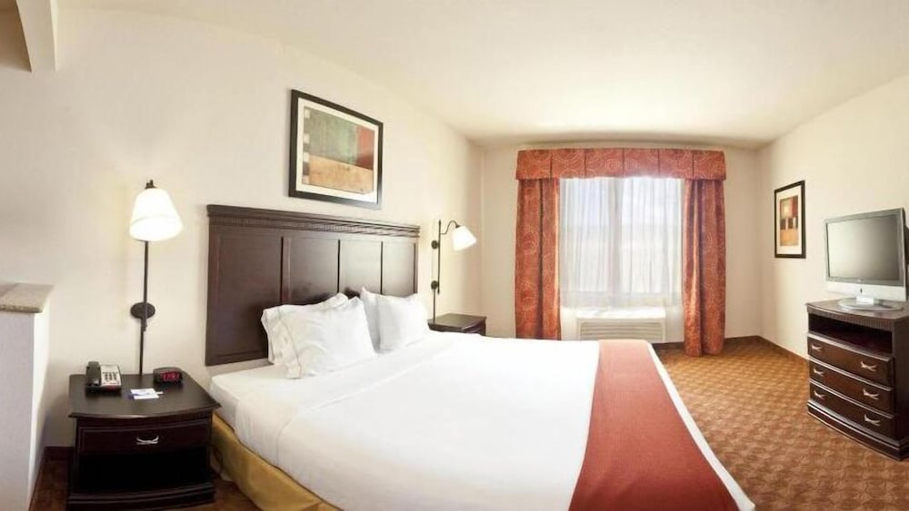 Suite, 1 King Bed (Additional Living Area) - Photo 2