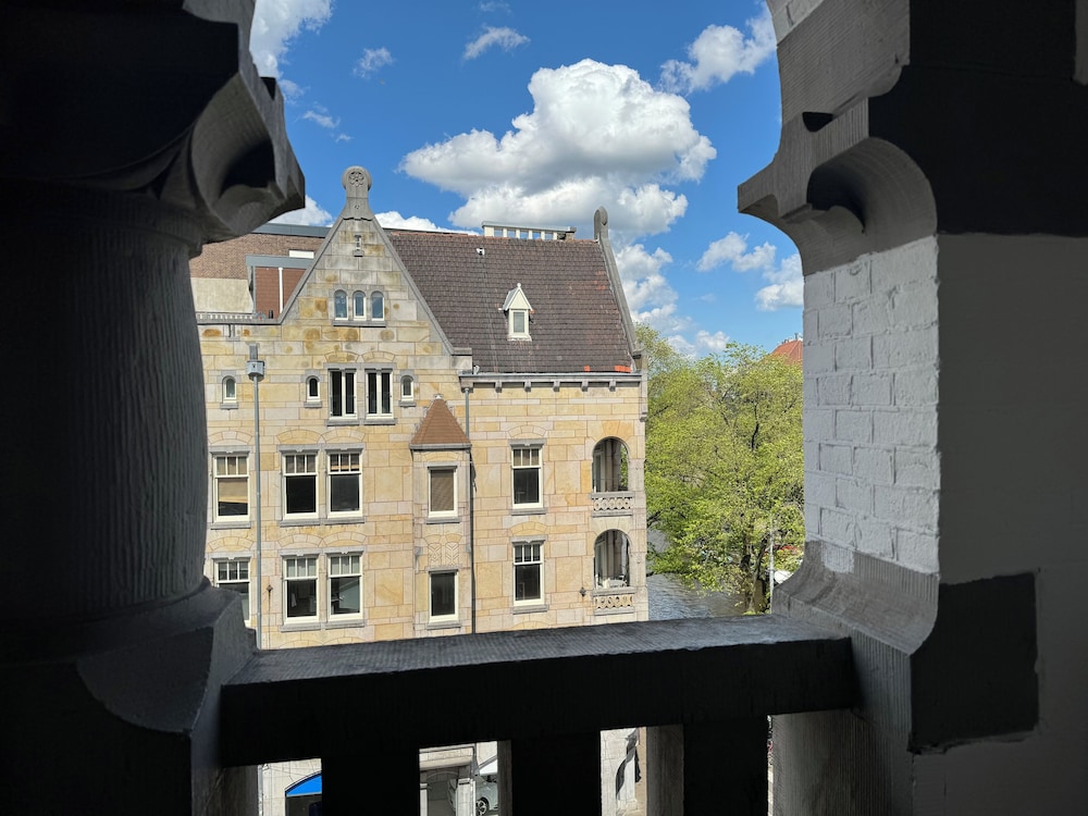 Single Room with Balcony photo 2