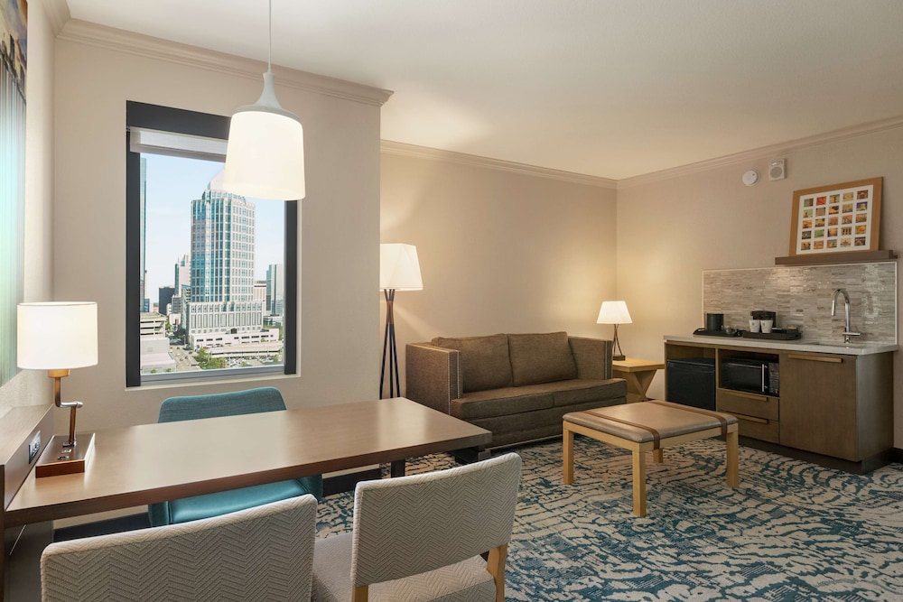 Suite, 2 Queen Beds, Accessible, Bathtub (Corner) - Photo 3