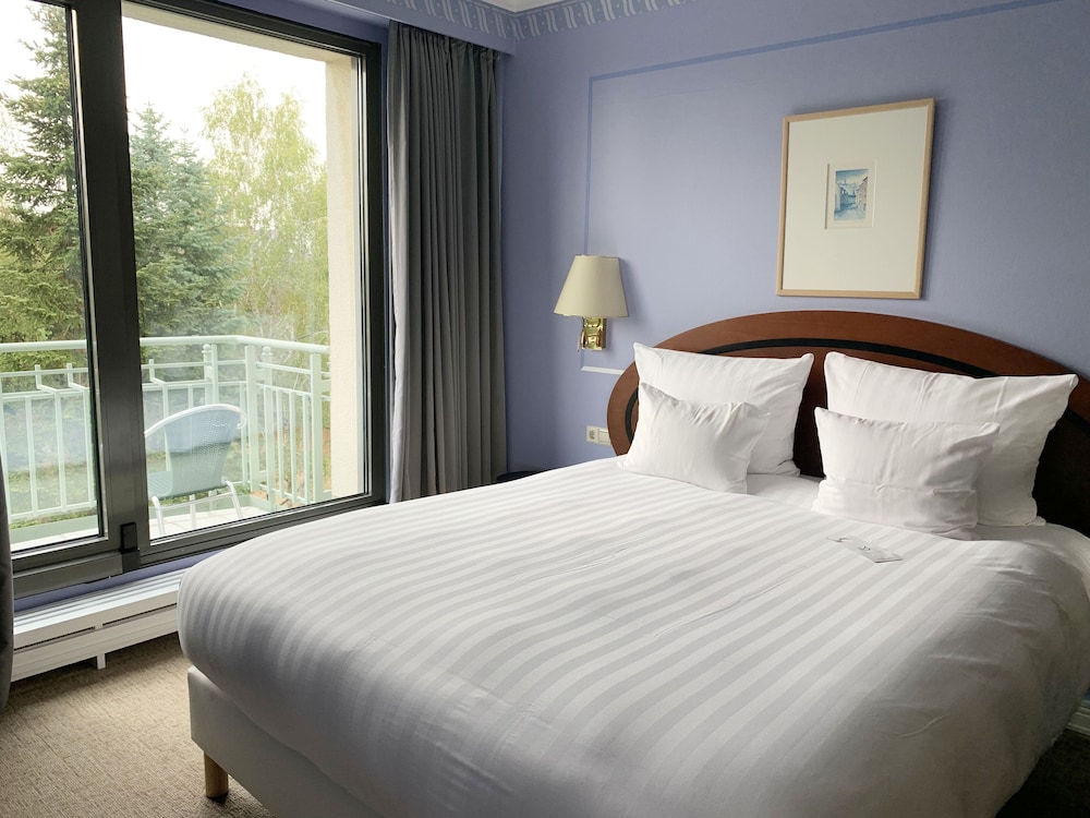 Superior Room, 1 Queen Bed, Park View - Photo 1