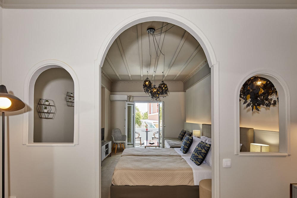 Superior Room - Photo 24