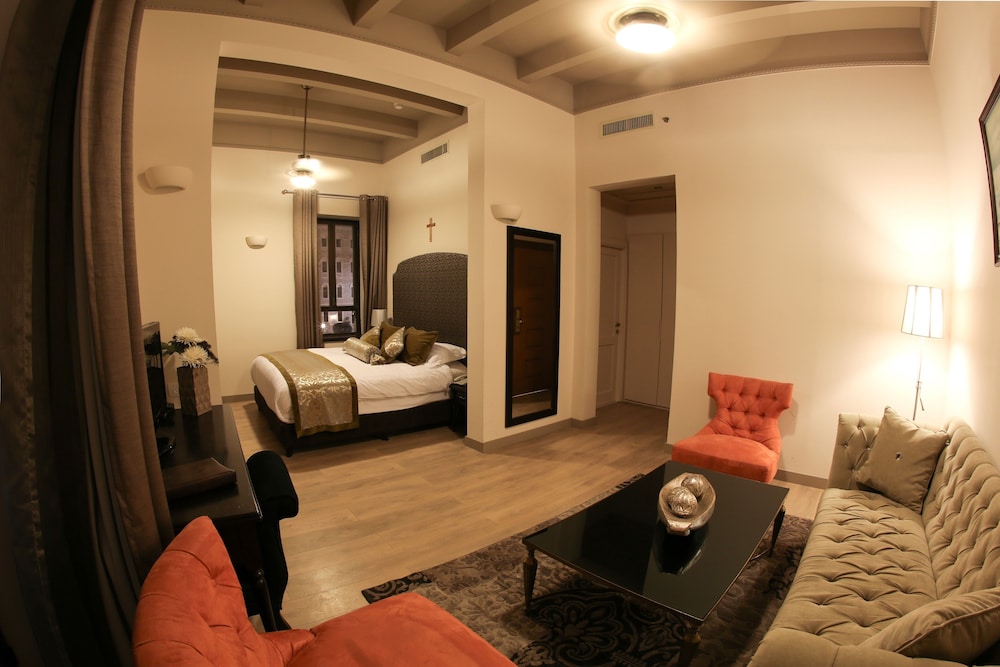 Superior Suite photo 3
