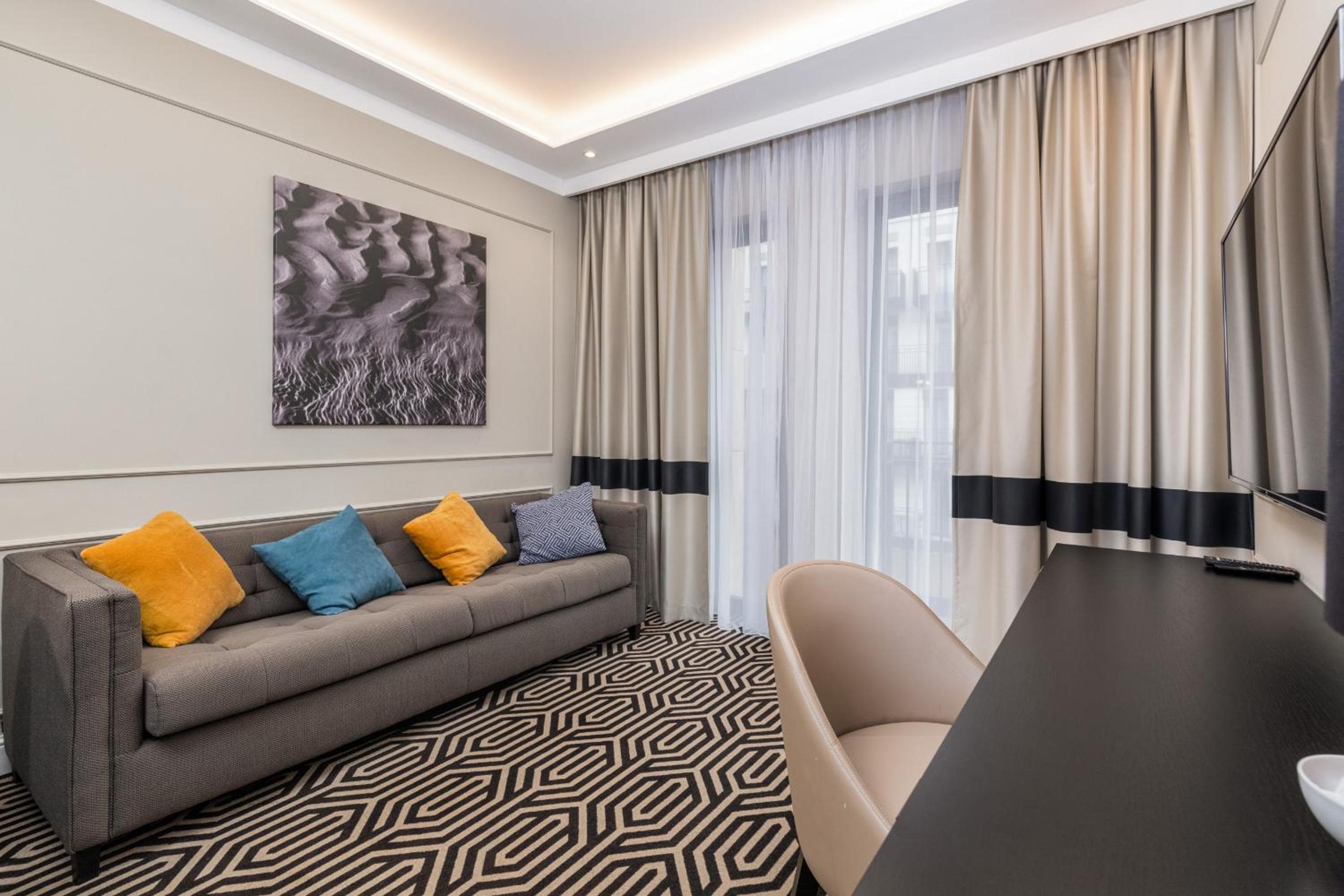 Apartment with Balcony