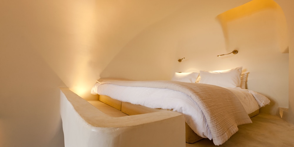 Premium Loft with Balcony Caldera View - Photo 12
