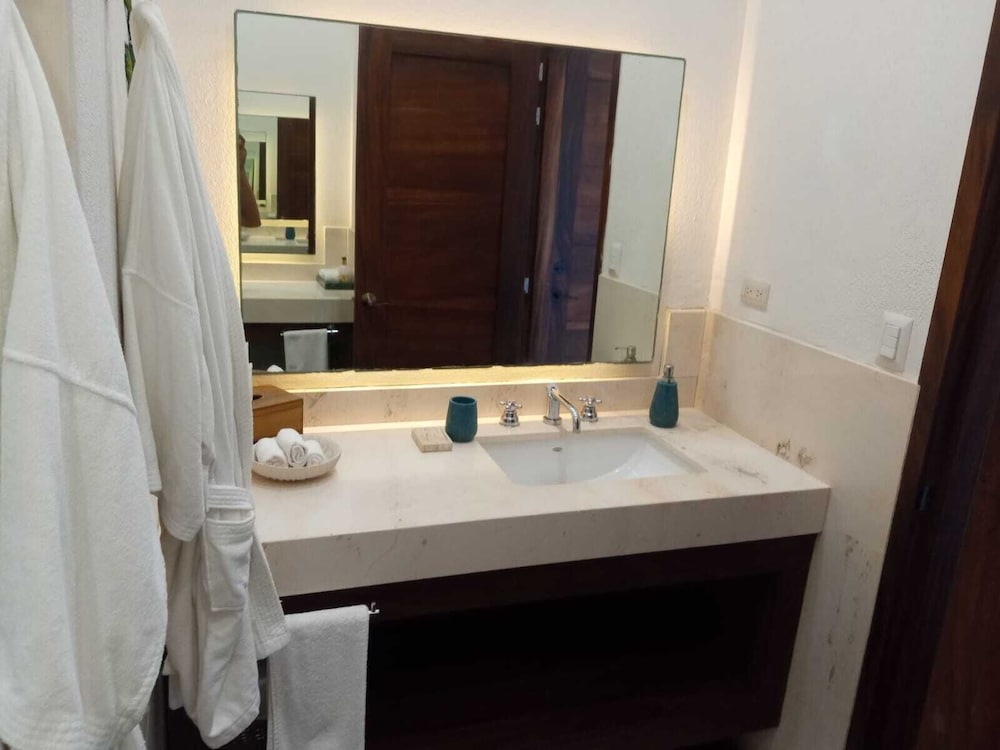 Deluxe Quadruple Room photo 2