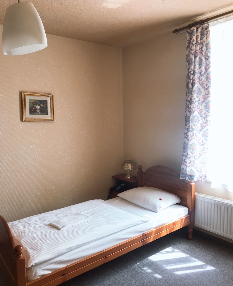 Single Room photo 3