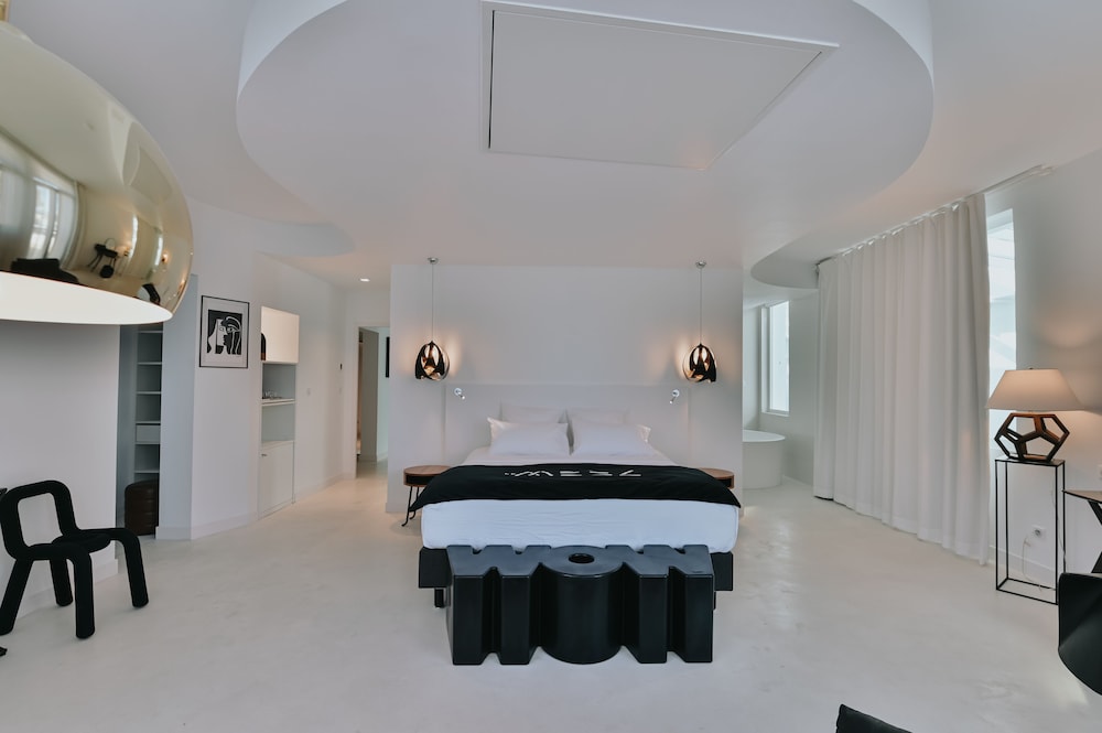 Suite photo 1