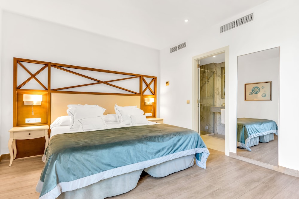 Standard Double Room - Photo 3