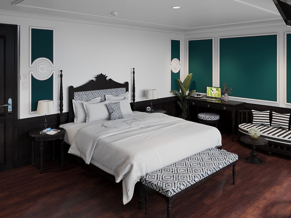 Premium Suite Full Ocean View Private Balcony, Upper Floor photo 3