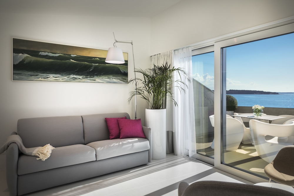 Luxury Suite, Sauna, Sea View photo 1