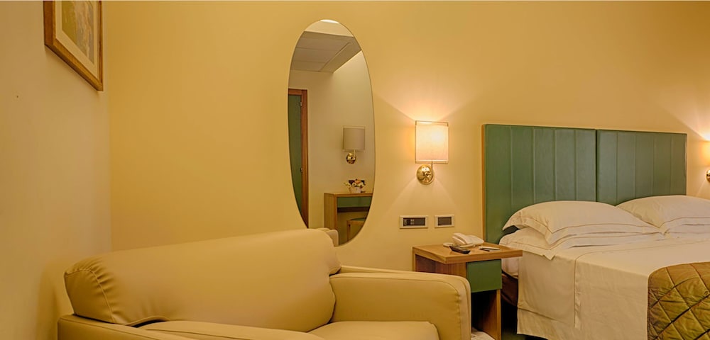 Classic Double Room photo 2