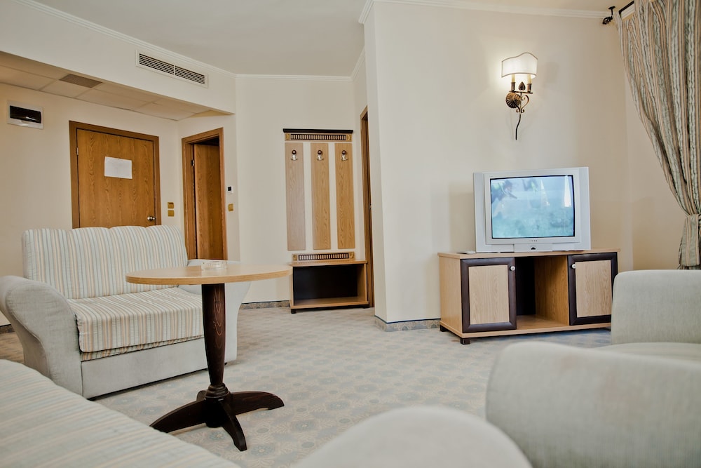 Apartment, Park View photo 2