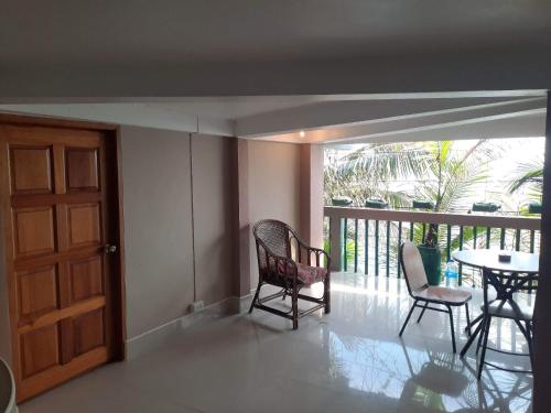 Apartment with Sea View photo 2