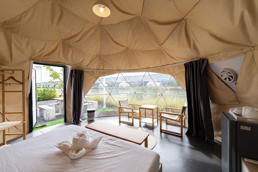 Tent - Photo 12