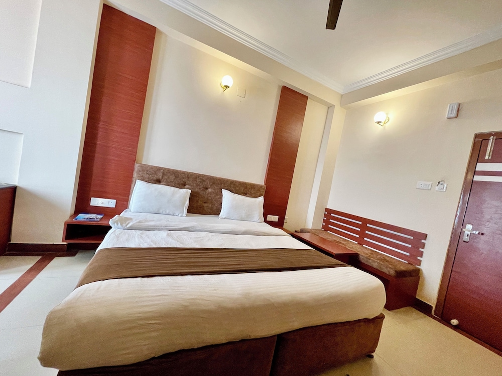 Deluxe Triple Room photo 2