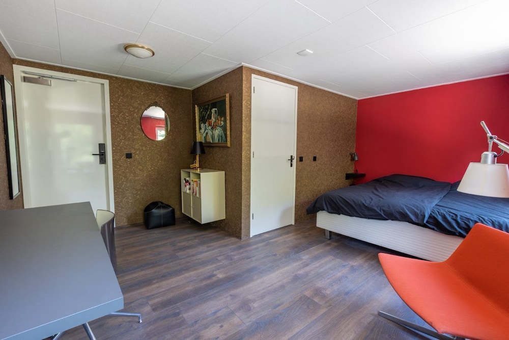 Business Room