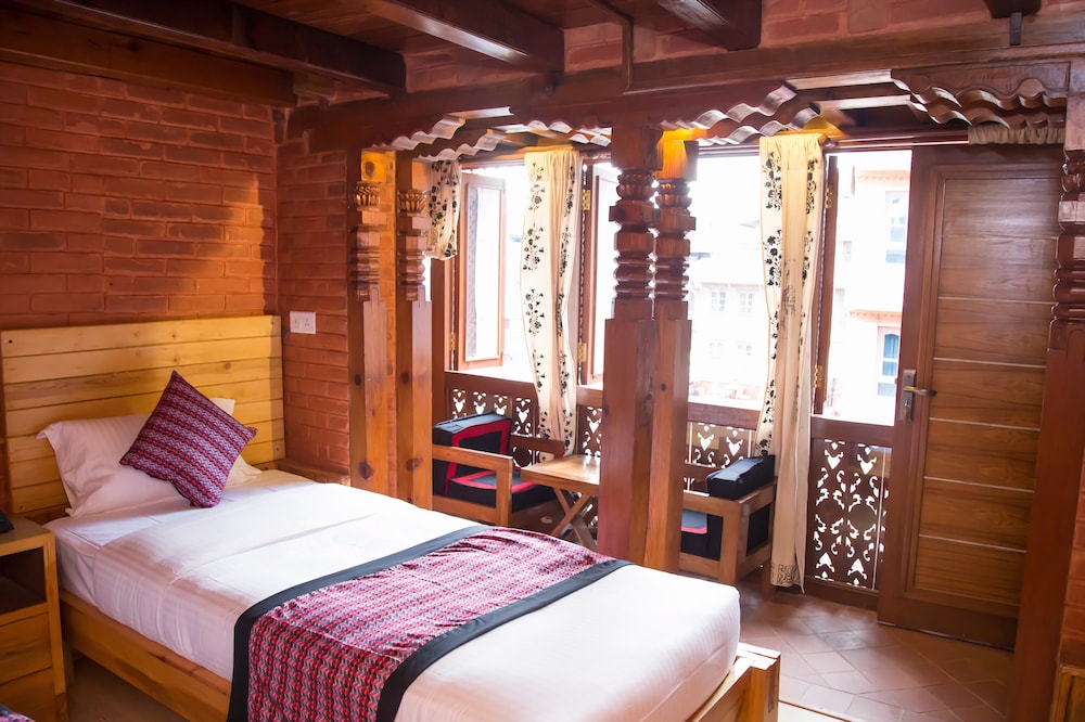 Standard Triple Room (Ac) photo 2