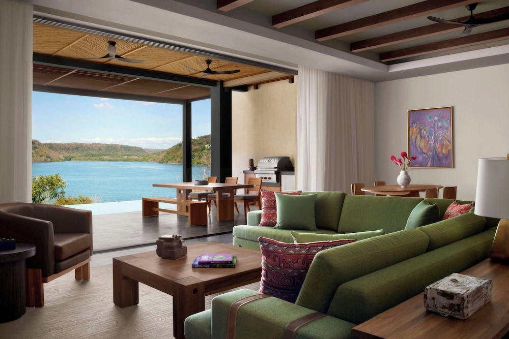 Villa, 3 Bedrooms, Partial Ocean View photo 1