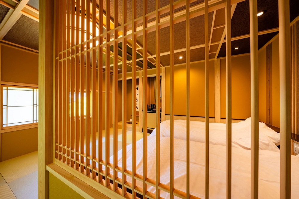 Comfort Room, Non Smoking, Bathtub photo 2