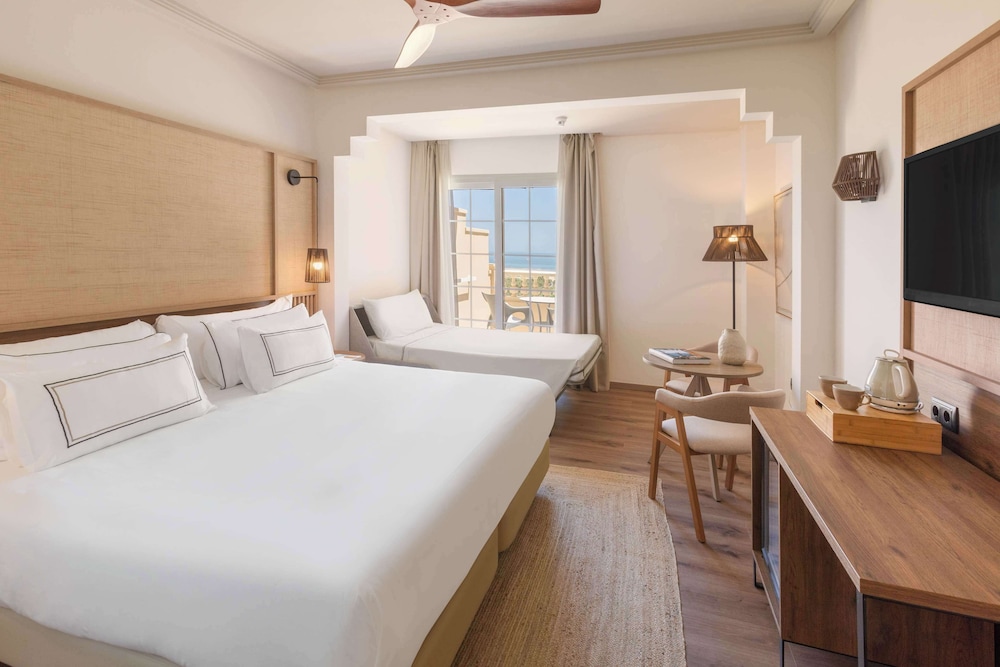 Family Room, Sea View (2+1) - Photo 1