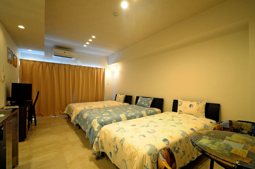 Western Triple Room (Medium) 40.5sqm, Non Smoking