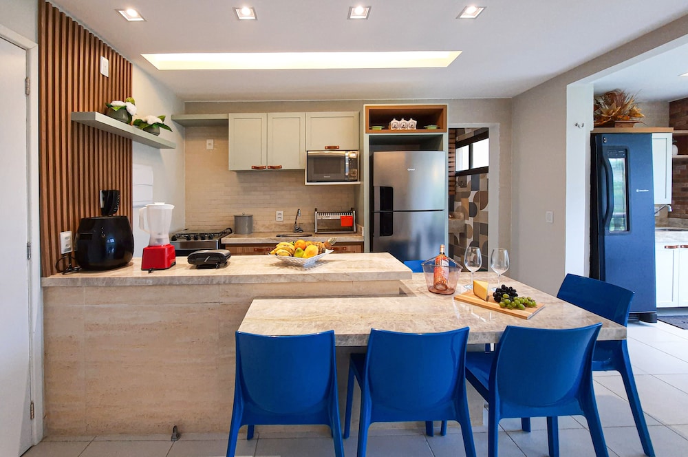 Deluxe Apartment, 3 Bedrooms, Ground Floor photo 3