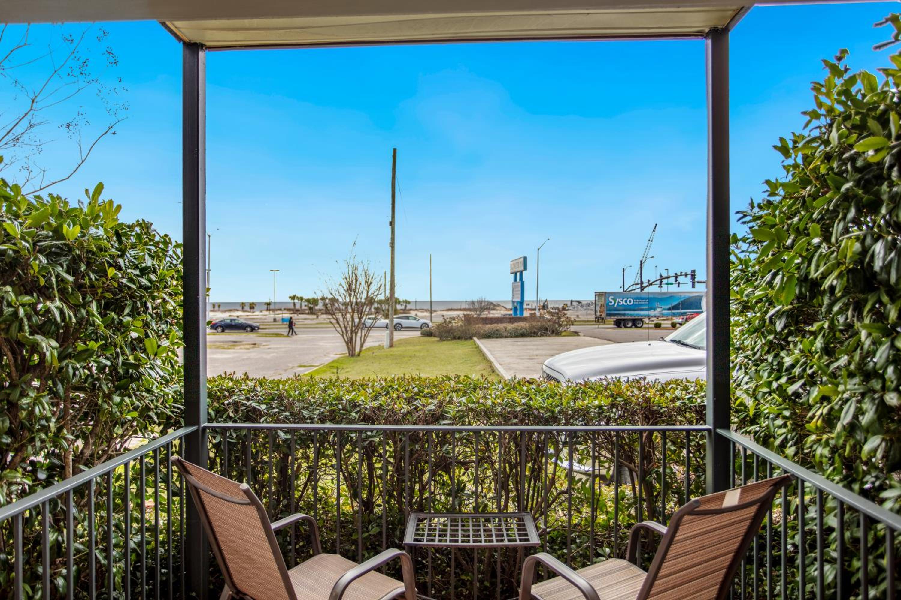 King Suite with Ocean View - Non Smoking - Photo 5