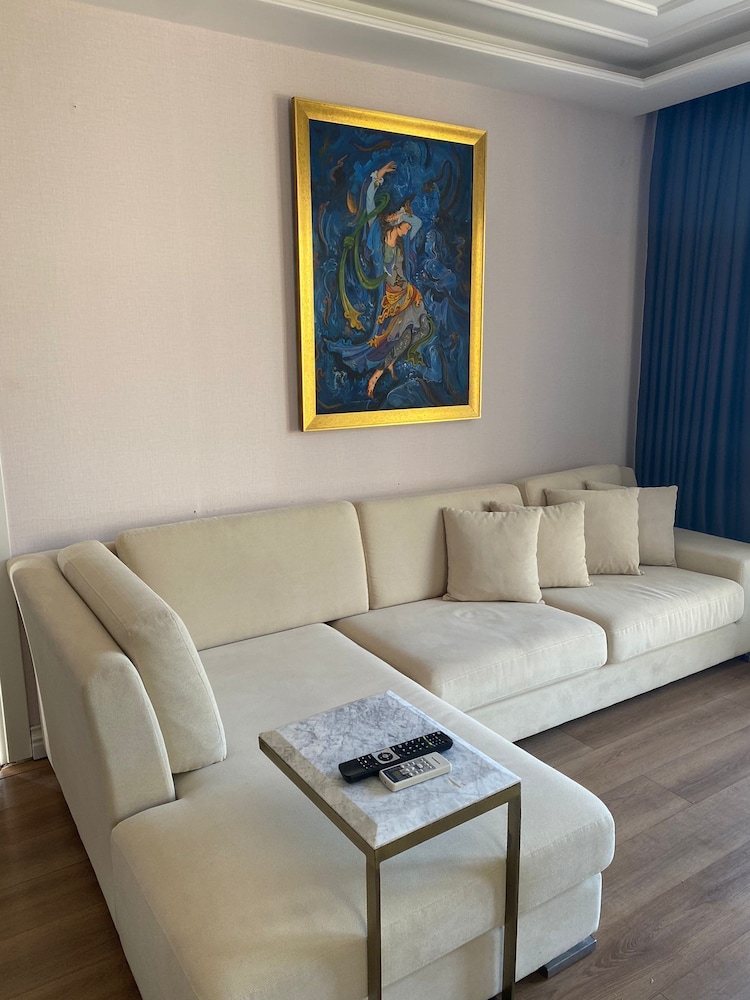 Superior Studio Suite, 1 Bedroom, Balcony, Sea View photo 3