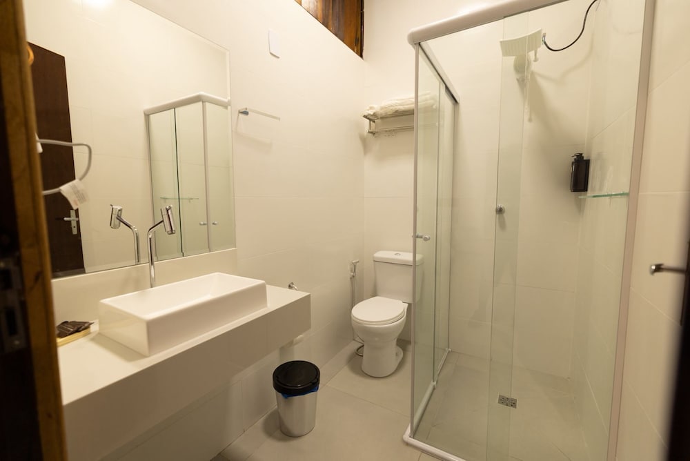 Triple Room, City View photo 3