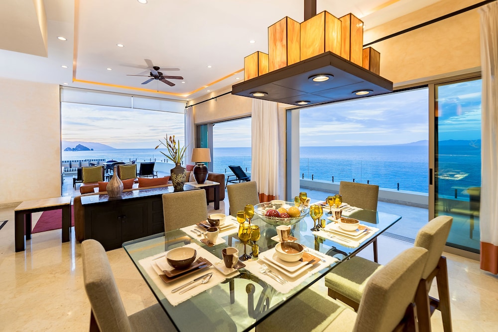 Penthouse Oceanfront