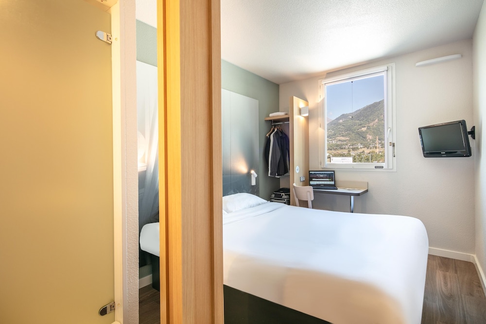 Superior Double Room, Non Smoking photo 3