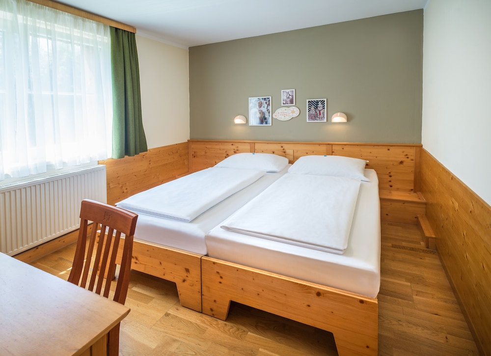 Double or Twin Room photo 2