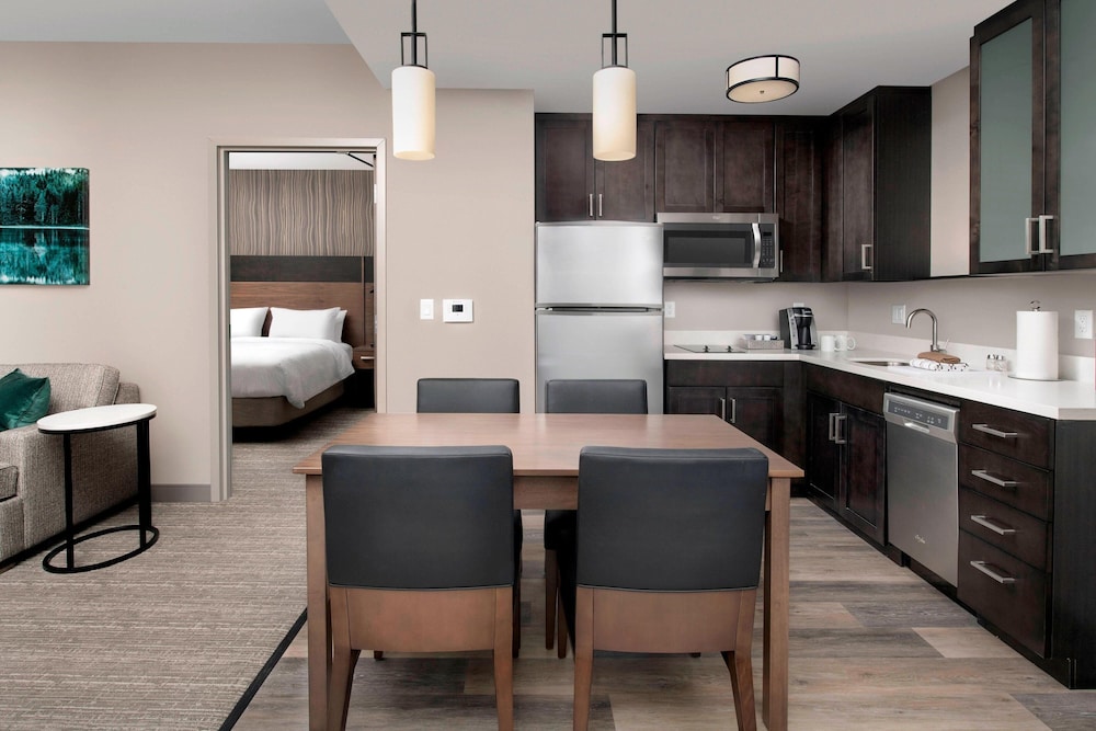 Suite, 1 Bedroom (Mobility Accessible, Roll-In Shower)