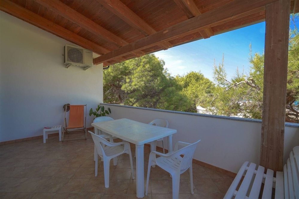 Apartment, 3 Bedrooms, Accessible, Smoking