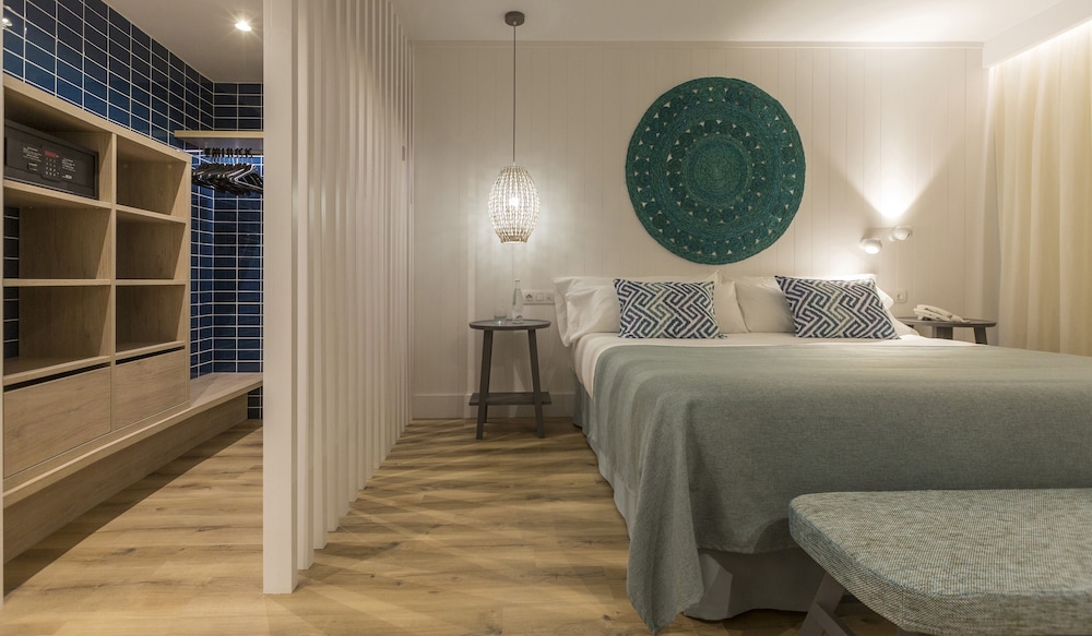 Suite Mediterranea with Terrace (Promo Spa Access) - Photo 11