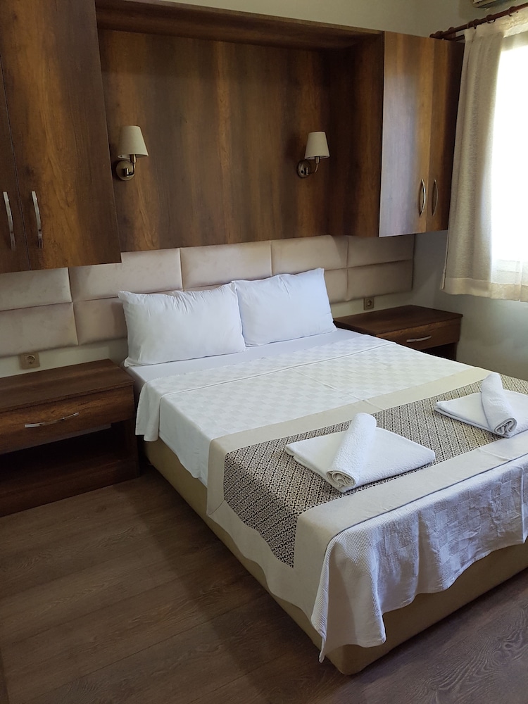 Standard Room photo 2