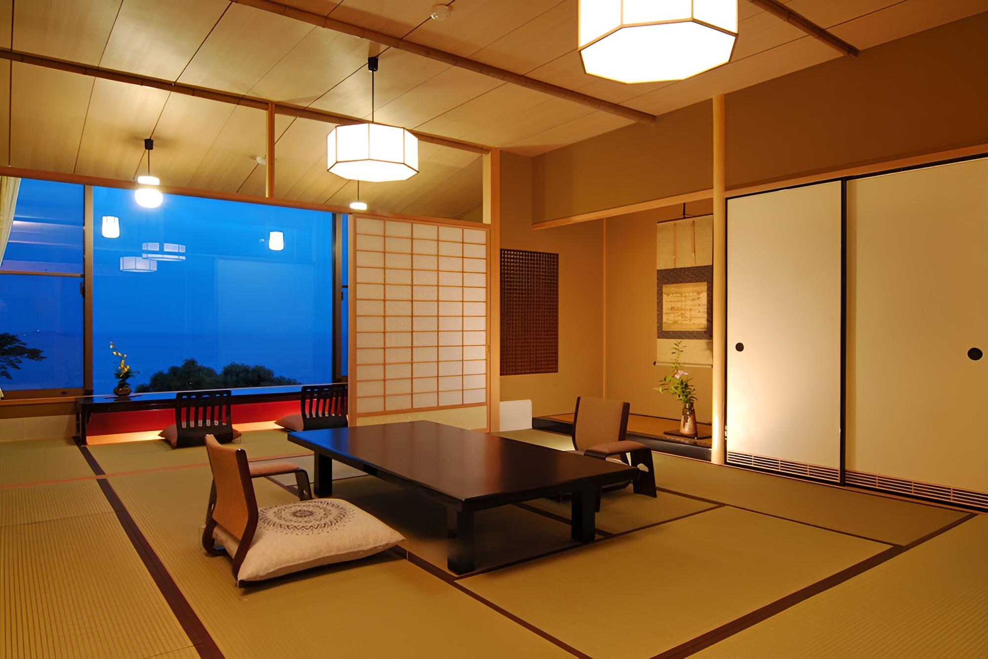 Deluxe Japanese Room (Meal at Restaurant)