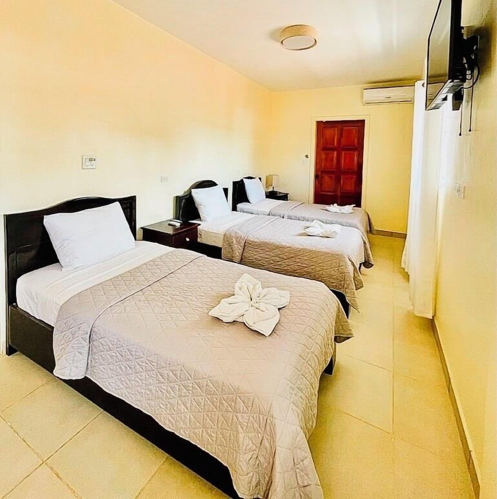 Comfort Triple Room, City View photo 1