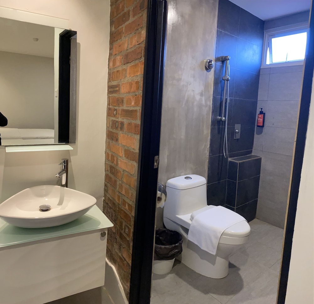 Standard Room - Photo 6