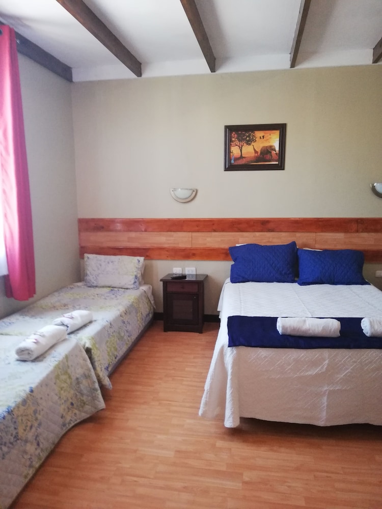 Family Room, Multiple Beds, Non Smoking photo 1