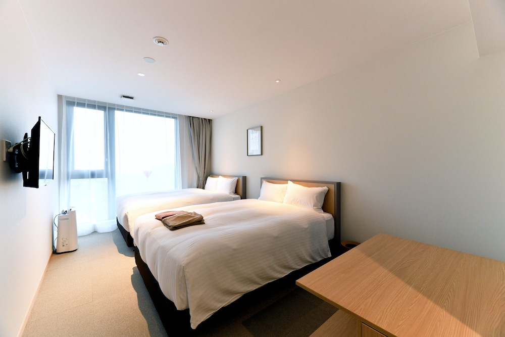 Standard Twin Room, 2 Double Beds, Non Smoking - Photo 1