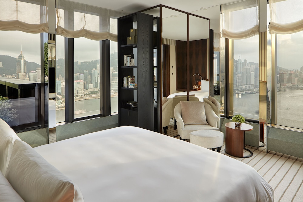 Suite (Rosewood Harbour)