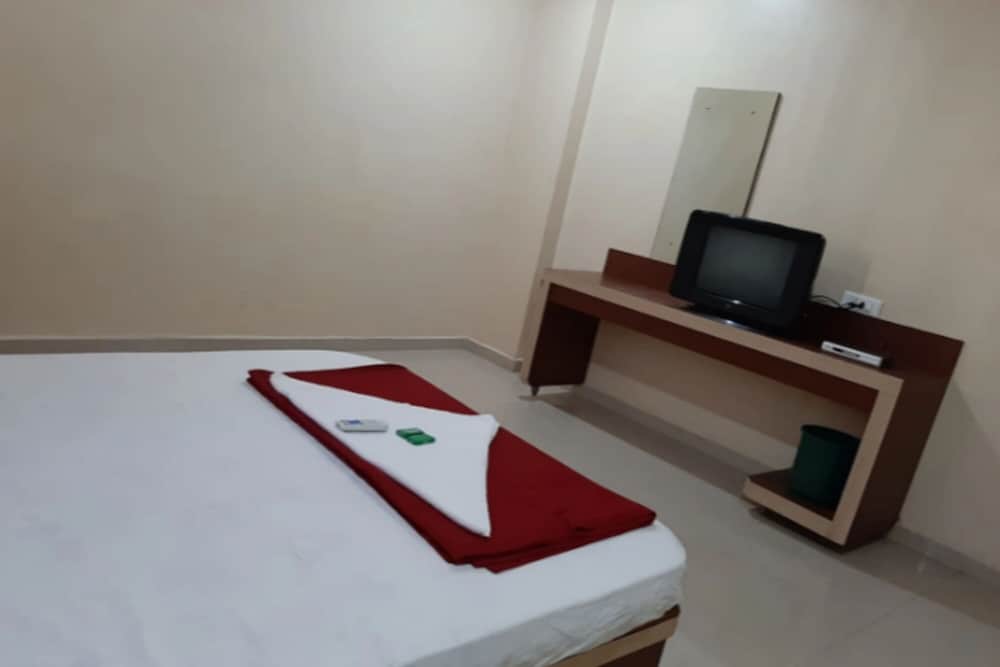 Quad Non Ac Room photo 1