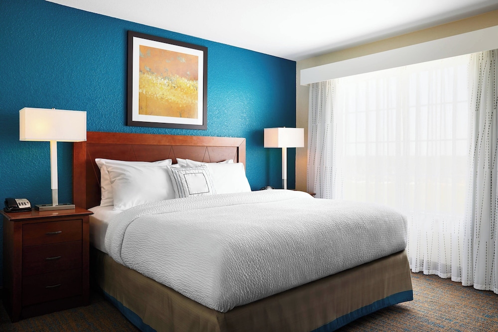 Suite, 1 Double Bed - Photo 2