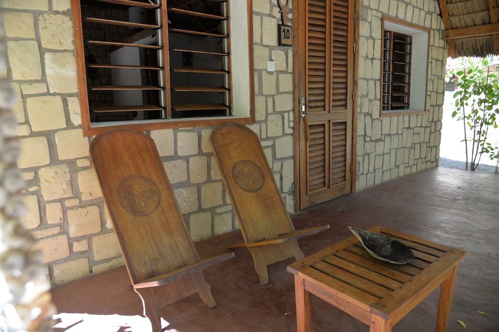 Bungalow, 1 Double Bed, Beach View photo 2