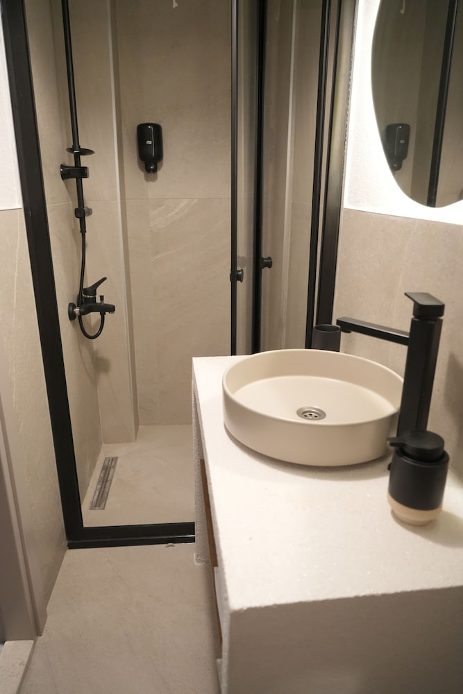 Deluxe Double Room, Balcony, Courtyard View photo 2