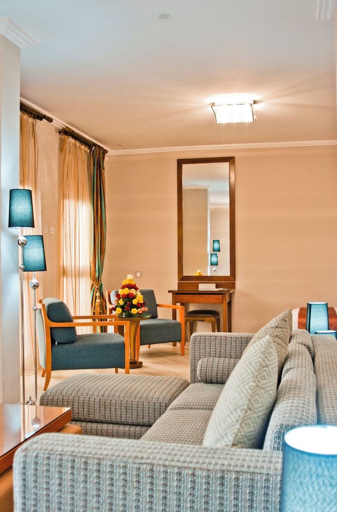 Basic Double Room, Balcony, Garden View